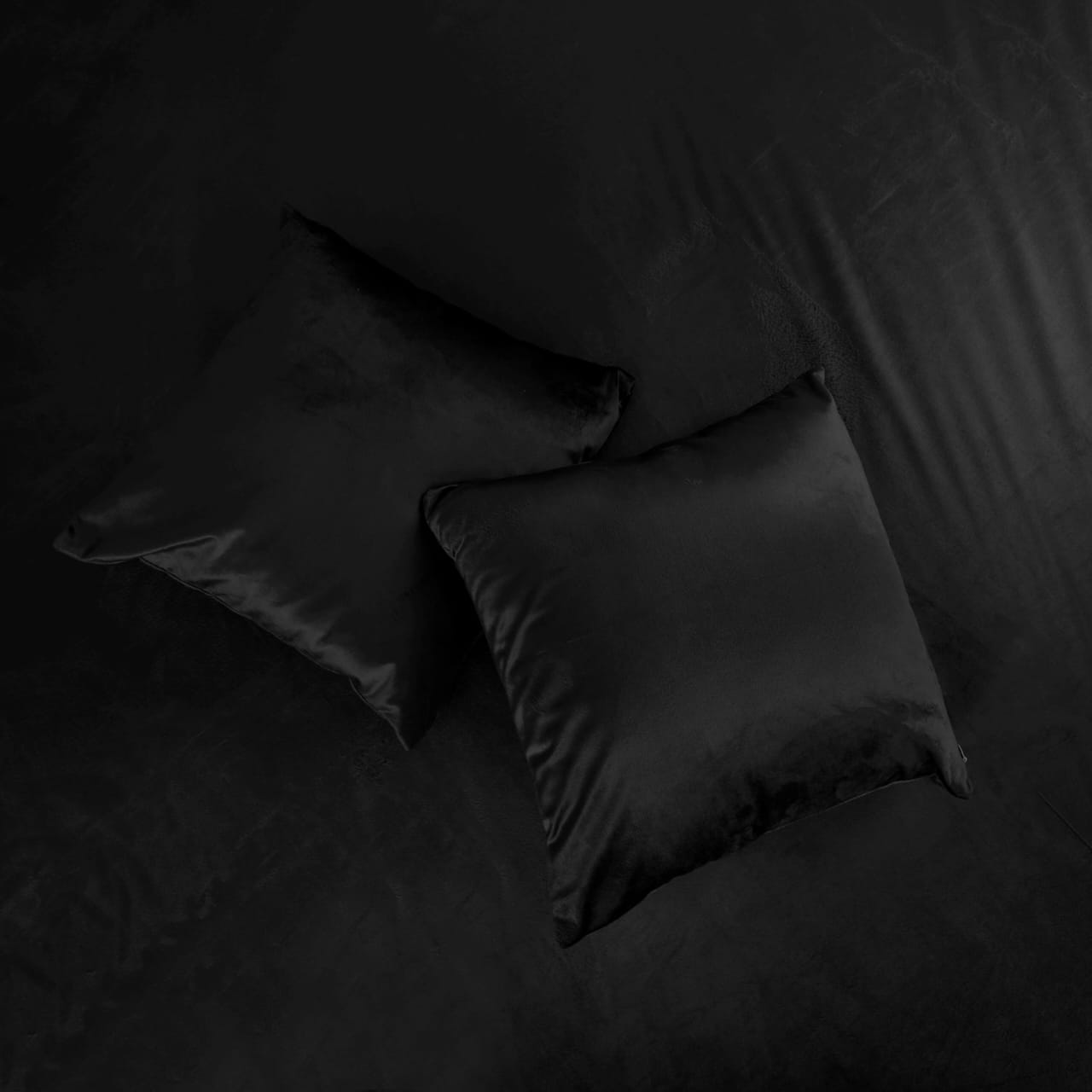 5 pcs velvet bedsheet set - Black
